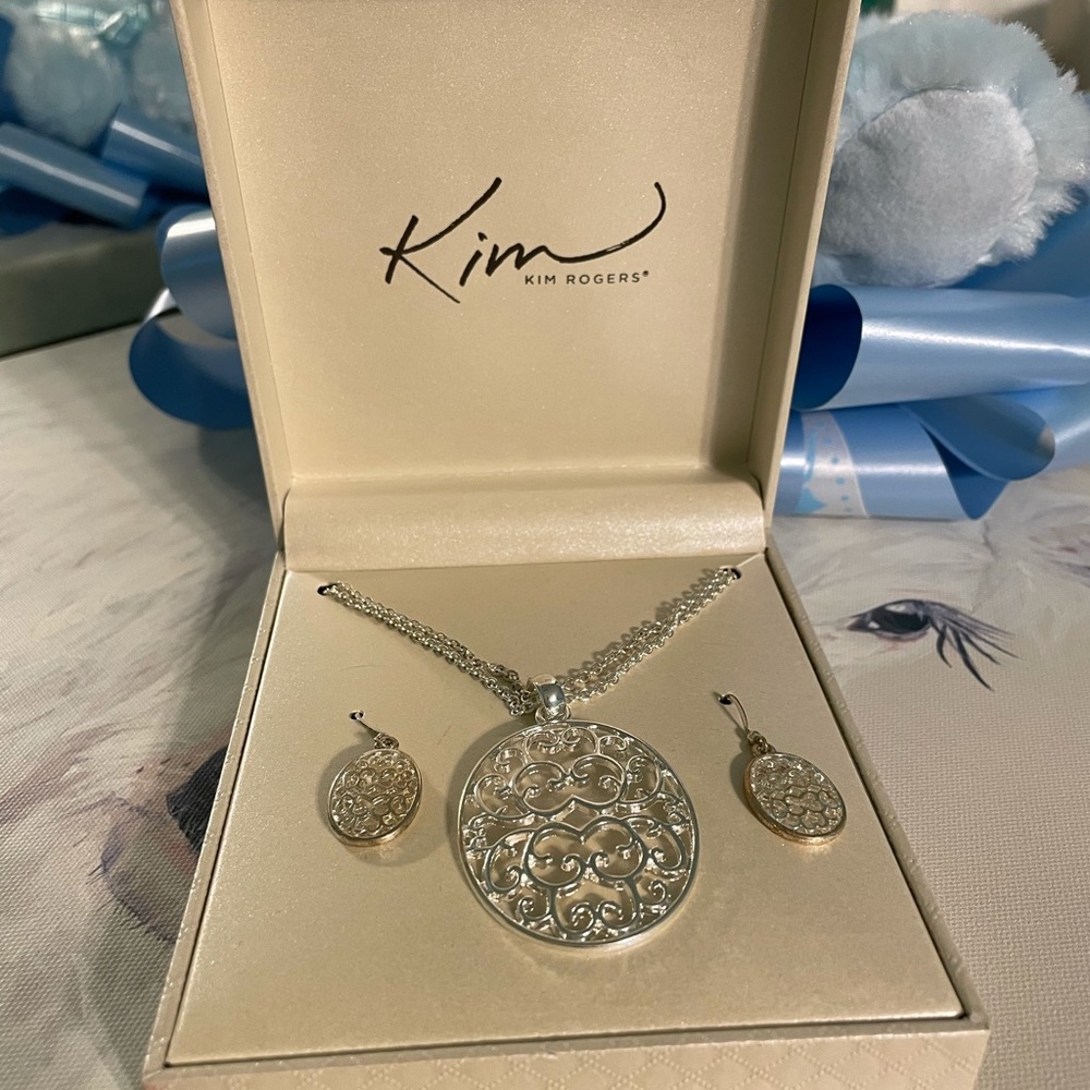 Kim Rodgers Silver Necklace & Earrings Set